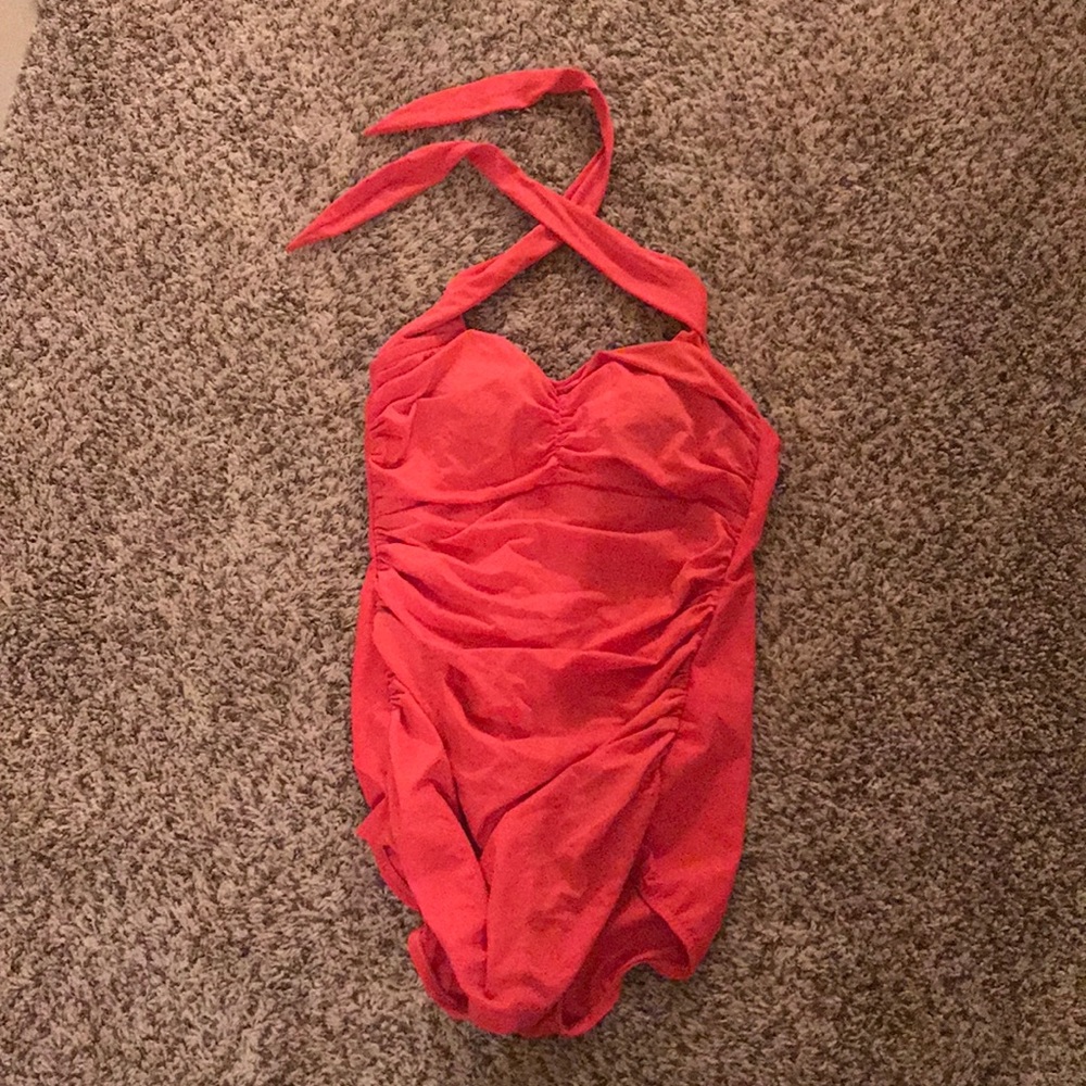 1950’s inspired swimsuit